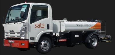 China Environmental Materials 4000L Water Service Truck Isuzu Chassis à venda
