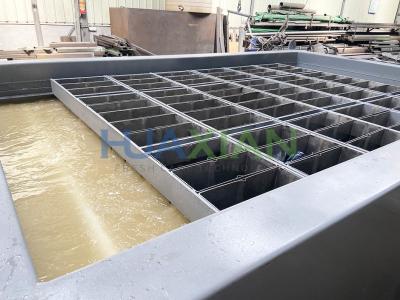 China Carbon Steel Ice Block Making Machine Air Cooled 25kgs Blocks 5 Ton Salt Water for sale