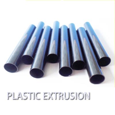 Chine Profil en plastique adapté aux besoins du client d'extrusion de tuyauterie de précision de tuyau d'ABS noir à vendre