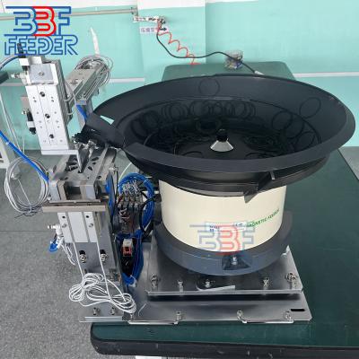 China Vibrating Bowl Feeder O Ring Vibratory Feeder With Escapement for sale