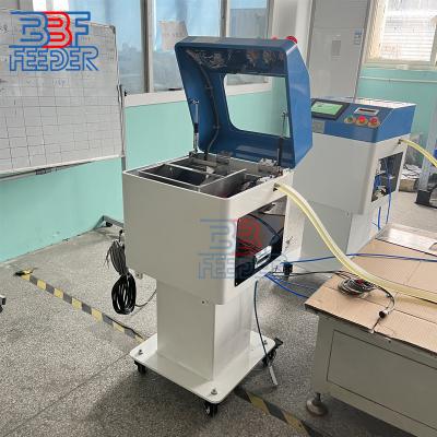 China Automatische Schritt-Zuführmaschine Schraubenmutter Schrauben Teile Material-Zuführmaschine zu verkaufen