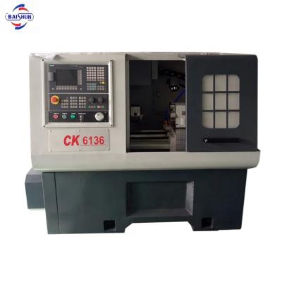 Chine CW6180B CW6180Q CW6263 CK6163*2000 Machine à tour de banc Mini Cnc à plat à vendre