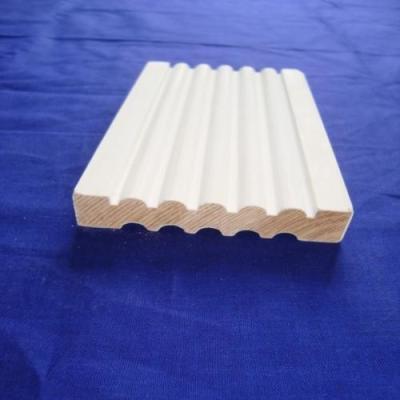 China Moldeado de madera amistoso de la cubierta de Eco con funcionamiento antienvejecedor excelente en venta
