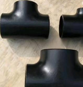 China Seamless Reducing Steel Pipe Tee Fittings Asme B16.9 Sch80 Dn500 for sale