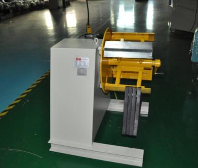 China Máquina de acero hidráulica manual pesada auto de Decoiler de la bobina en venta/equipo de proceso de la bobina en venta