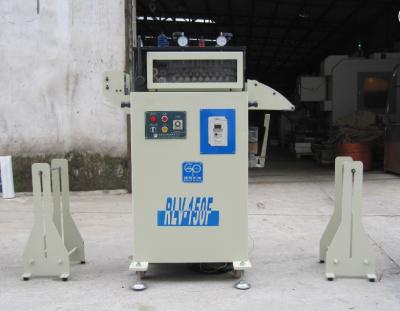 Chine Petit pain motorisé de tôle nivelant la machine pour C.A. 380V triphasé de presse à vendre