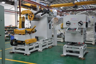 China AC 5.5KW NC Servo Feeder Accurate Feeding Punching Processing High Precision Coil Handling System for sale