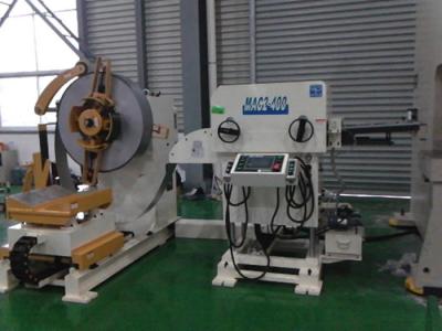 China 18KW Decoiling e máquina do endireitamento, molde do parafuso da bola que processa a máquina de perfuração de aço do ilhó à venda