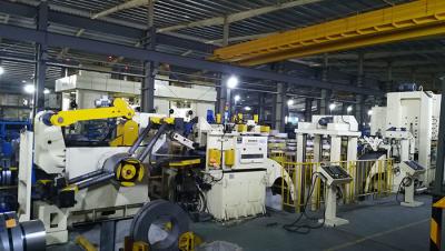 China Energy Efficiency Steel Plate Straightening Machine Semiautomatic Feeder for sale