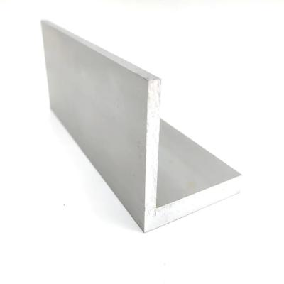 Chine 6063 T5 extrusion industrielle en aluminium L profil faisant le coin de parenthèse/profil en aluminium d'angle à vendre