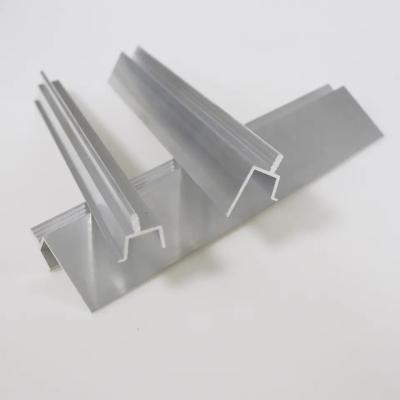 中国 Kitchen Furniture Straightener Extrusion Handles Anodized Aluminum Profiles 販売のため