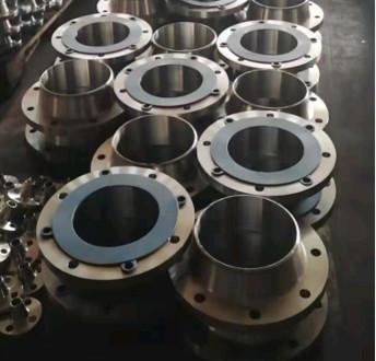 China BS Alloy Steel Flange Ansi B16.5 Flange For High Schedule Pipe for sale
