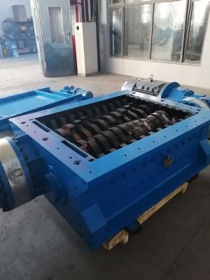 Κίνα Εύρωστο για πολλές χρήσεις μπλε χρώμα θραυστήρων RGD900 αποβλήτων κουζινών 90KW προς πώληση