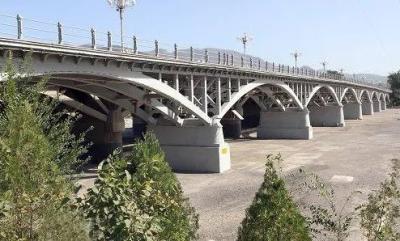 Китай Балка Коробчатая балка Материал Мост 15–19 Анкеровка с предварительным напряжением продается