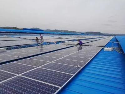 China Vertente industrial de aço estrutural do carro do armazém do quadro da fabricação do telhado da parede do painel solar à venda