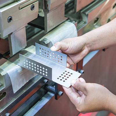 Κίνα Προσαρμοσμένο μέταλλο φύλλων Fabrications με το πιστοποιητικό τέρματος και άλλες απαιτήσεις προς πώληση