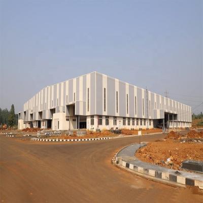 China Marco de acero galvanizado cubierta Warehouse del invernadero del Carport con el panel de bocadillo en venta