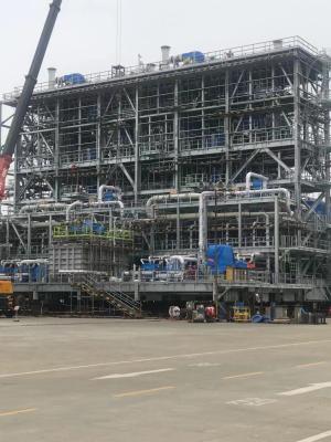 China Los servicios estructurales de acero pesados petroquímicos de la fabricación instalan tubos para atormentar el gaseoducto natural en venta