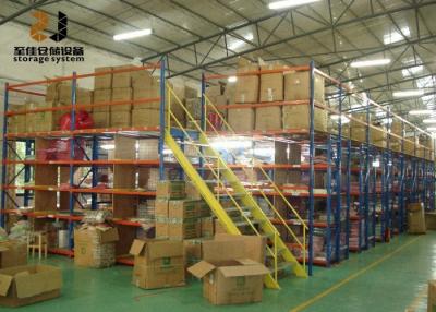 China Boltless / Rivet Shelving Industrial Mezzanine Floors Surface Smooth 2m Height for sale
