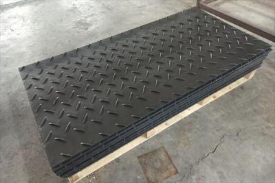 China Alfombras de protección del suelo exterior de HDPE 4x8 texturizadas para equipos pesados en venta