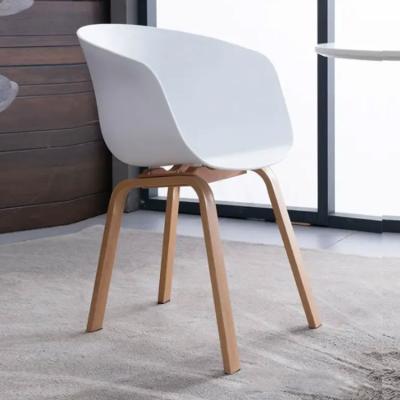 China Flexibilidade Sala de Estar Cadeiras de Jantar Sem Costura Moderna Lazer Plástico PP à venda
