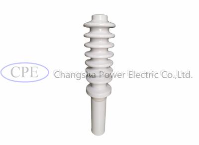 China Fixing The Lead IEC Class 7 Sheds White Porcelain Insulators for sale