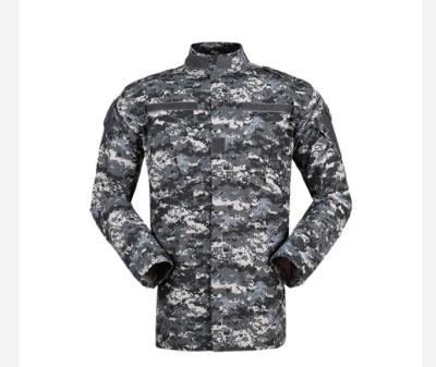 Cina Vestito uniforme dell'esercito del cammuffamento 210gsm-230gsm dell'esercito BDU del ACU della saia in vendita