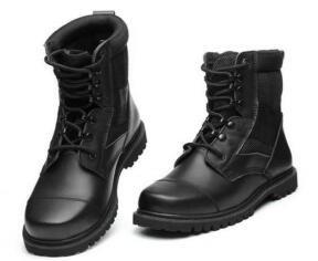 中国 鋼鉄つま先およびすねの帽子のブーツの戦術的な警察のブーツのライト級選手 販売のため