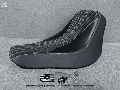 China INCA Mass Production Motorcycle Seat Cushion For HD Breakout / Softail Series zu verkaufen