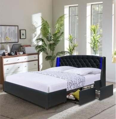 China Balck Faux Leather King Size Drawer Storage Bed Tufted Buttons With Two LED Ears en venta