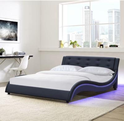 China Double Size Faux Leather Curve Platform Bed Upholstered With LED Light en venta