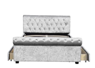 China Upholstered Tufted Storage Bed Queen Size European Bedroom Customized for sale