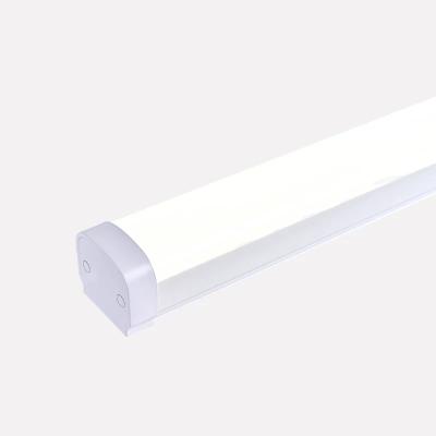 China 120-150lm/W Luces LED impermeables para exteriores IP65 1200*90*90mm 1400*90*90mm en venta