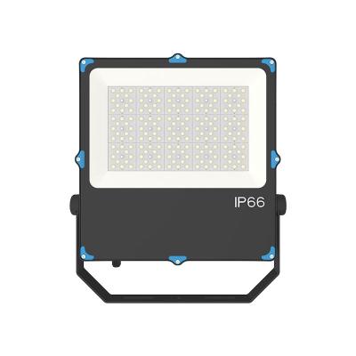China IP65 Waterproof Floodlight Outdoor LED Gas Station Light 30W 50W 100W 200W for sale