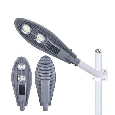 China SMD Led Solar Street Lamp 100w Cold White Rainproof 30w Led Street Light for sale