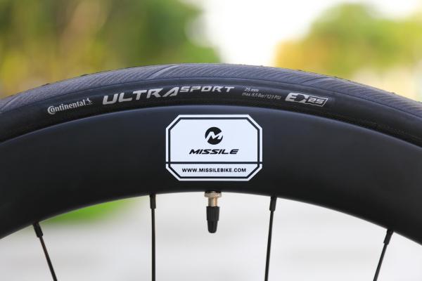 Quality Carbon Fiber Rim Material Road Bike The Perfect Combination of Strength and for sale