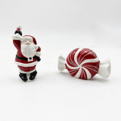 China Hand Painted Ceramic Craft Christmas Santa Claus New Year Candy Salt & Pepper Shaker Custom Size Pattern for sale
