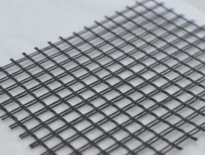 China PVC Coated PET Polyester Geogrid Soil Stabilization Fabric High Strength for sale