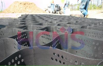 China Refuerzo plástico de Geocell de la cuesta de la grava de la calzada de Geogrid del panal del HDPE para el camino en venta