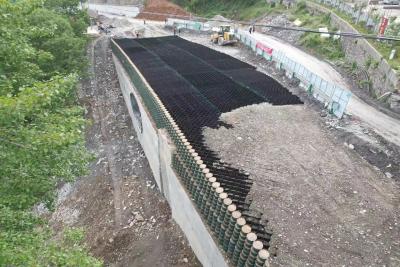 Cina Geocelle Griglia di ghiaia Hdpe Stabilizzazione del suolo Terra Geocelle nella costruzione stradale in vendita