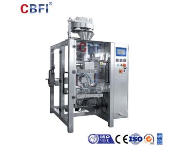 Chine Machine à emballer automatique de glace de rendement élevé pour le travail de travail d'économies d'usine de glace à vendre