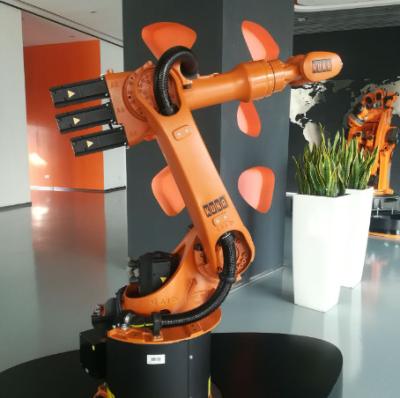 China Second Hand Robotic Welding Arm KUKA KR120 R3200 6 Axis for sale