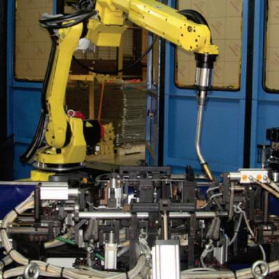 China Robot de soldadura automática de M-10iD y robot industrial de 6 ejes para la soldadura de laser de la fibra con el machin de soldadura del welbee P500L de OTC en venta