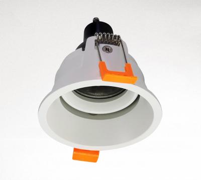 China Embedded Mr16 Downlight Bulb Housing High Luminous Intensity for sale