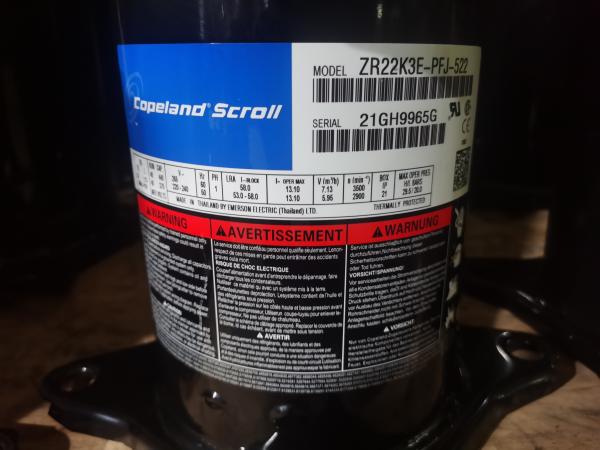 Copeland High Efficiency Scroll Compressor 9HP Hermetic Compressor ZB66KQE-TFD-550