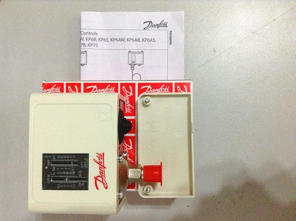 Electric Thermostat Controller Pressure Controls Kp Series Low  pressure controller KP1 060-111266 KP5 060-117866 KP15