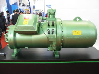 China Green And Big  Screw Compressor With R-22 R-134a R407C , CSW7583-100(Y) for sale
