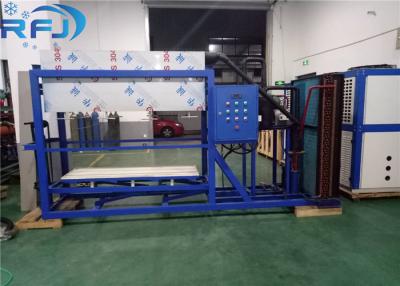 China Máquina de hielo grande de la escama de la refrigeración por agua 10 toneladas de vida útil larga refrigerante para los mariscos en venta