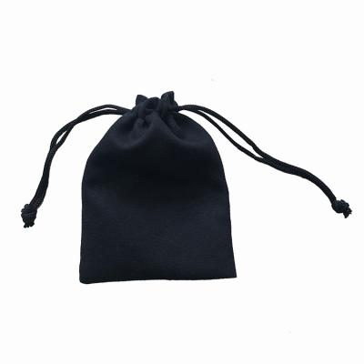 China Simple Design Microfiber Jewelry Pouch Jewelry Wrapper With Smooth Surface for sale