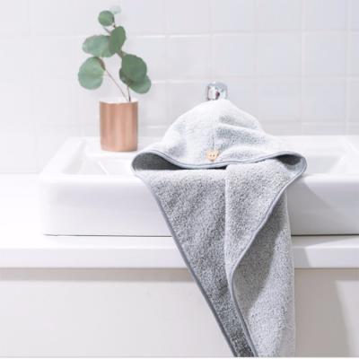 China Toalha de secagem de cabelo de microfibra antiestática peso personalizado toalha de lenço de microfibra à venda